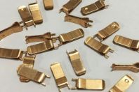 五金彈片的特點(diǎn)、用途和生產(chǎn)要求